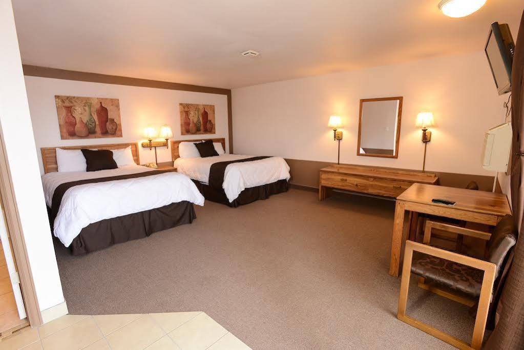 Burlington Inn Экстерьер фото