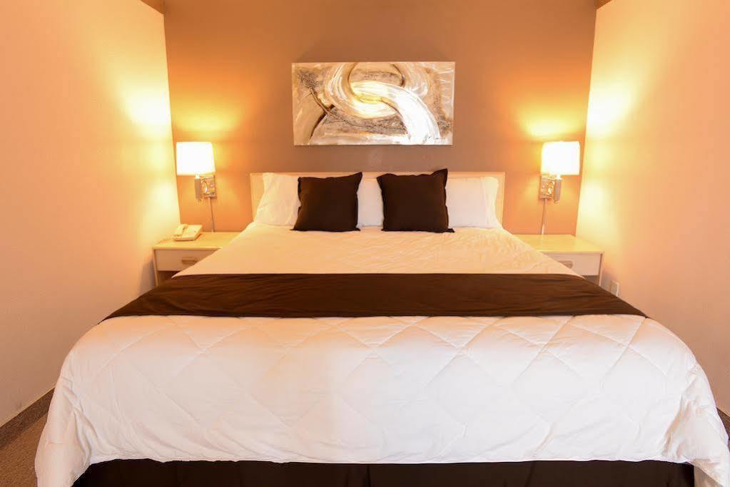 Burlington Inn Экстерьер фото